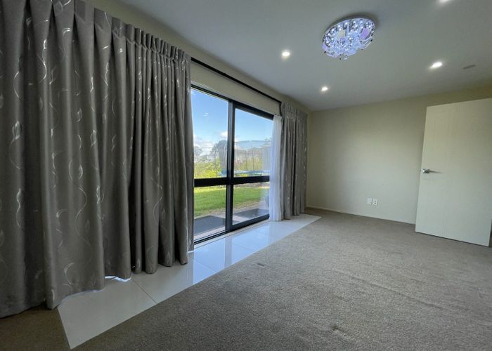  at 3 Jammen Drive, Massey, Waitakere City, Auckland