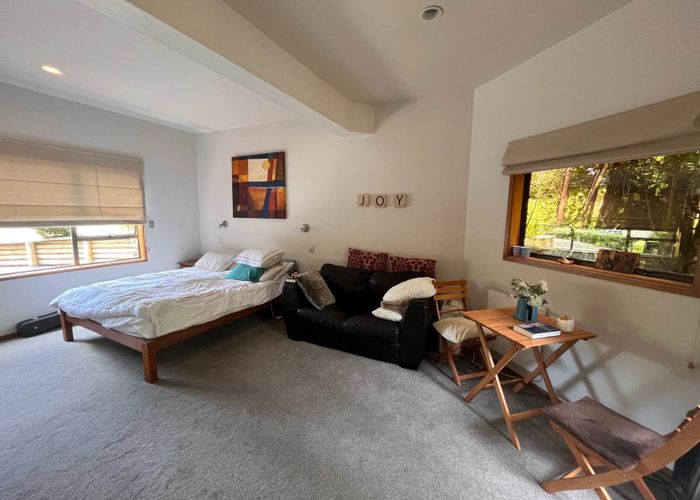  at 7 Fawcett Road, Laingholm, Auckland