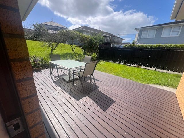  at 3/24 Rutland Road, Mount Wellington, Auckland