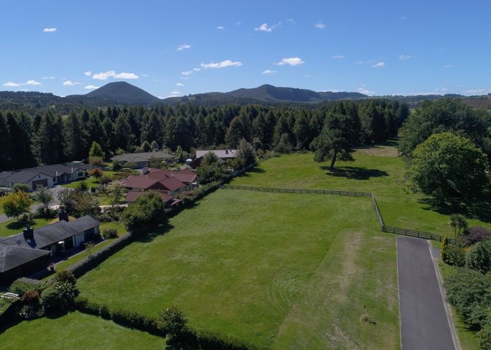  at 6 Cabbage Tree Grove, Kinloch, Taupō