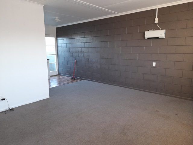  at 2/15 Worcester Street, West End, Palmerston North, Manawatu / Whanganui
