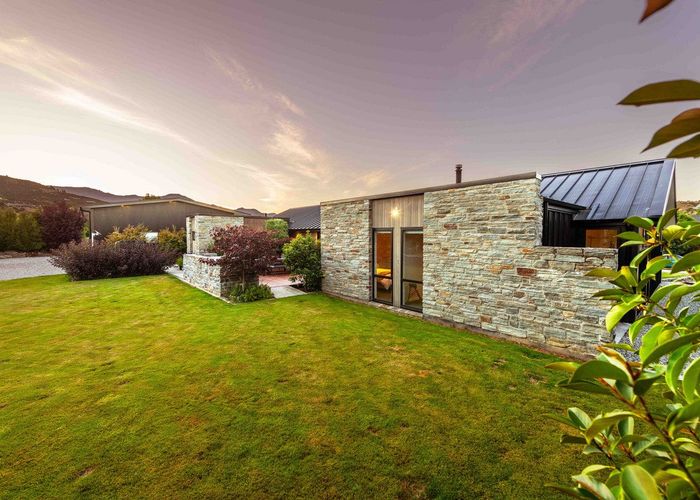  at 3 Hikuwai Drive, Wanaka, Wanaka, Otago