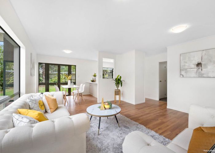  at 58 Riverton Drive, Randwick Park, Auckland