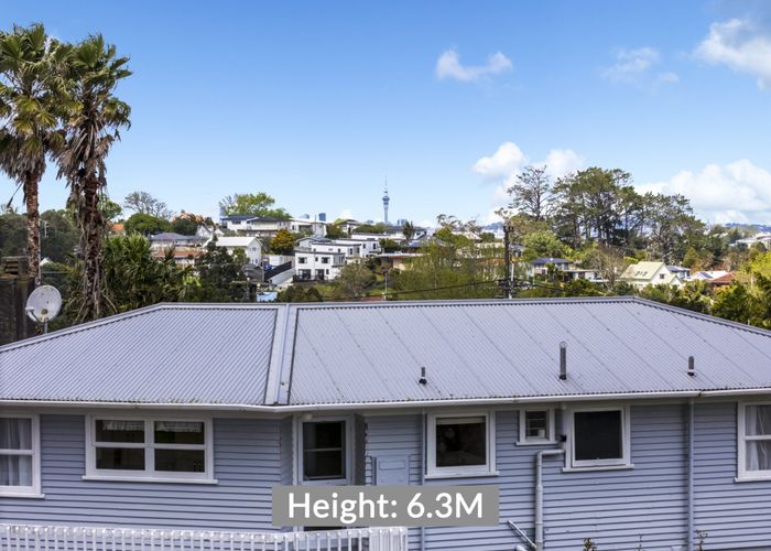  at 221A Eskdale Road, Birkenhead, North Shore City, Auckland