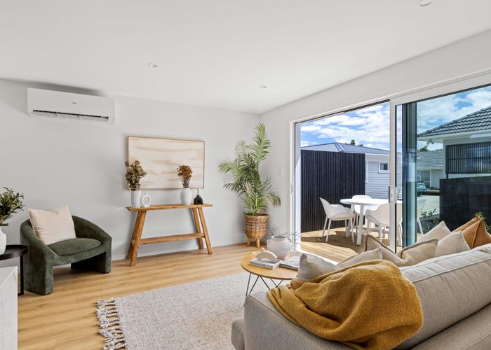  at 15A Hamurana Place, Te Atatu Peninsula, Auckland