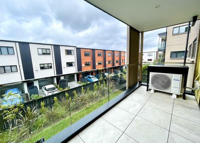  at 107/5 Newelm Lane, Flat Bush, Manukau City, Auckland