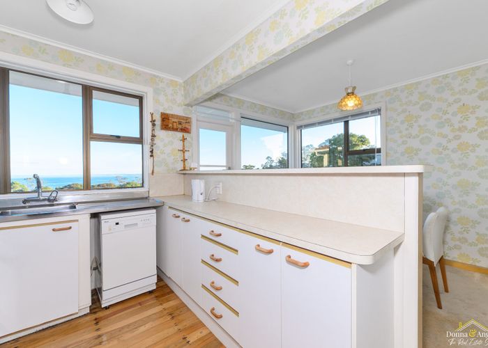  at 3 Gill Crescent, Blockhouse Bay, Auckland City, Auckland
