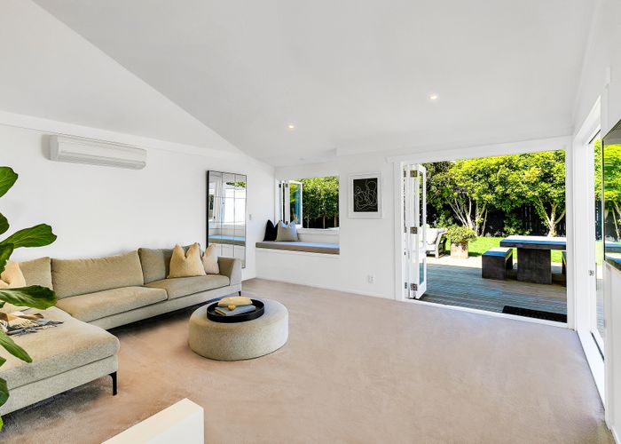  at 8/282 Point Chevalier Road, Point Chevalier, Auckland