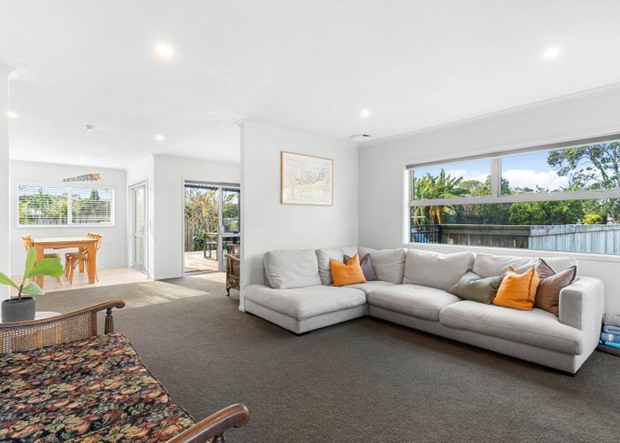  at 16 Leslie Street, Mangawhai