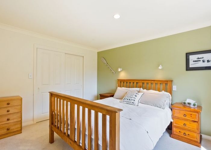  at 27 Tainui Street, Raumati Beach, Kapiti Coast, Wellington