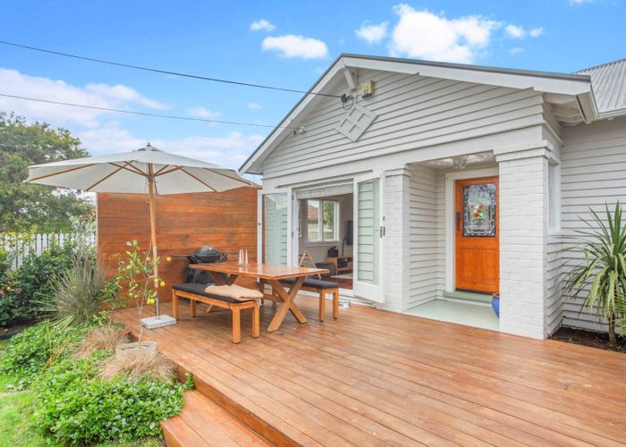  at 23 Archibald Road, Kelston, Auckland