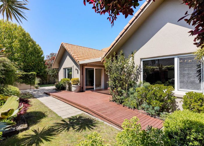  at 48 Twin Oak Avenue, Papamoa Beach, Papamoa