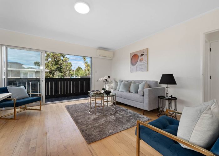  at 1/20 Penning Road, Castor Bay, North Shore City, Auckland