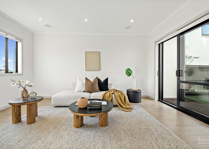  at 7 Frances Bryers Road, Hobsonville, Waitakere City, Auckland