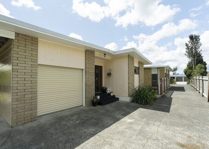  at 8B CARR ST, Kamo, WHANGAREI