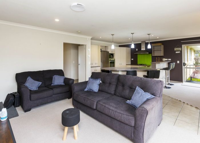  at 2 Sapphire Grove, Birchville, Upper Hutt