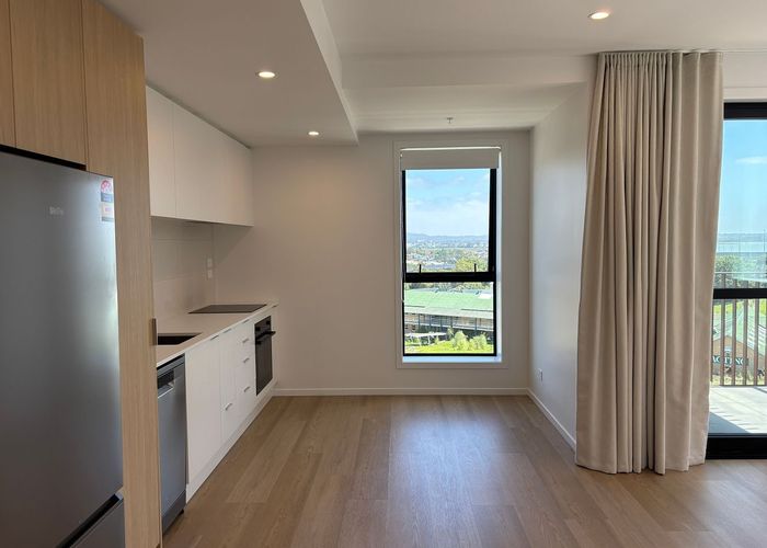  at 603/2B Te Ara Taurapa, Point Chevalier, Auckland City, Auckland