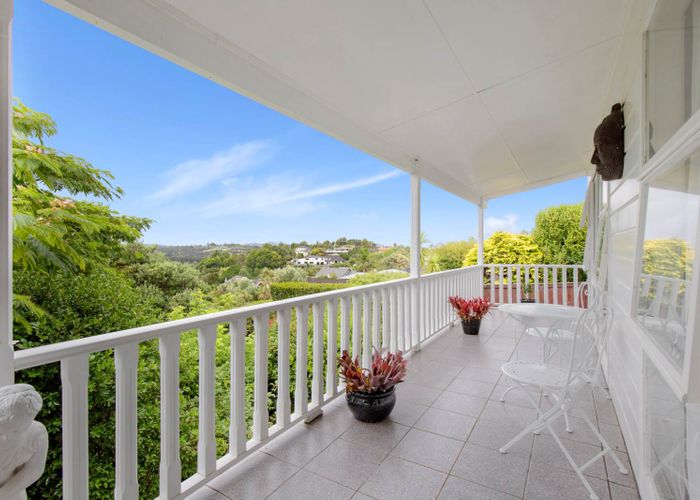  at 135 Sandspit Road, Shelly Park, Auckland