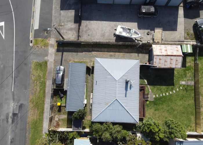  at 3 Springs Road, Parakai, Helensville