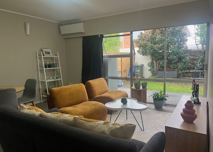  at 2/17 Ellerslie Park Road, Ellerslie, Auckland City, Auckland