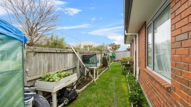  at 4/4 St Peters Close, Woolston, Christchurch