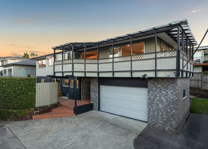  at 44 Penzance Road, Mairangi Bay, North Shore City, Auckland