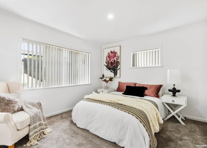  at 61 Awaroa Road, Sunnyvale, Auckland