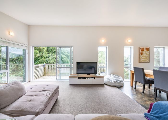  at 6b Rawhiti Road, Pukerua Bay, Porirua, Wellington