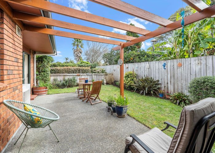  at 11 Kohanga Road, Mangere Bridge, Auckland