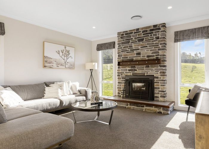  at 7 Lochinvar Lane, Acacia Bay, Taupo, Waikato