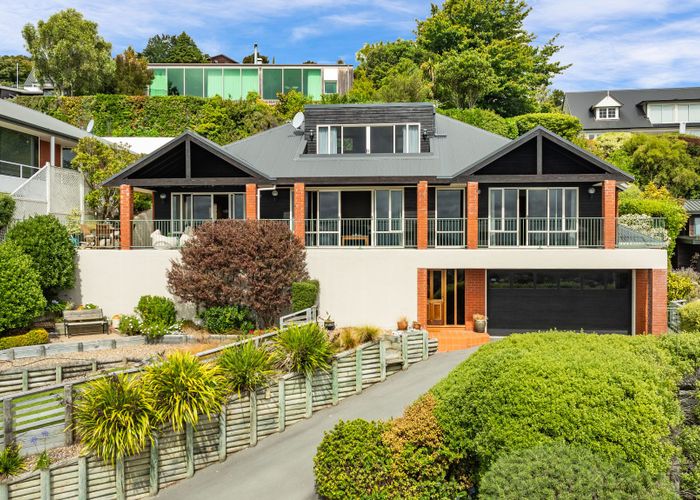  at 33 Lookaway Place, Huntsbury, Christchurch