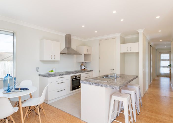  at 72 Sunstone Crescent, Brown Owl, Upper Hutt