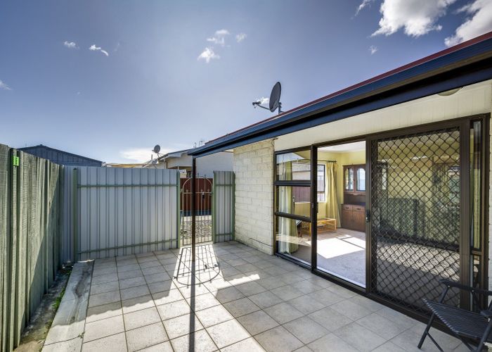  at 2/52 Avondale Road, Taradale, Napier, Hawke's Bay