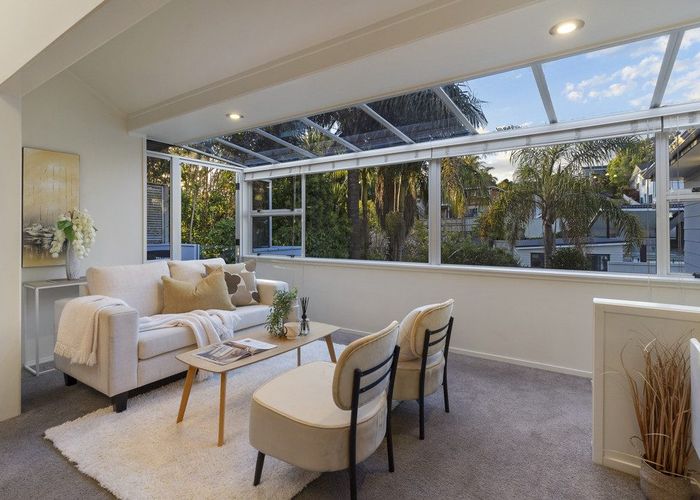  at 982 Beach Road, Torbay, Auckland