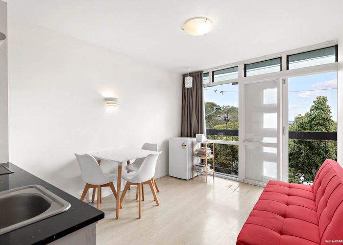  at 27/49 Esplanade Road, Mount Eden, Auckland