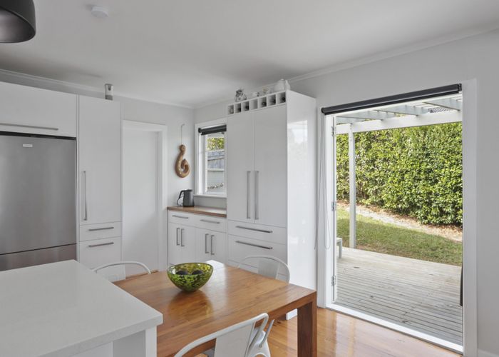  at 8 Konini Road, Titirangi, Waitakere City, Auckland