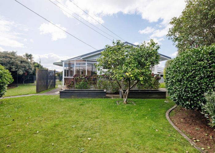  at 86 Sandwich Road, St Andrews, Hamilton