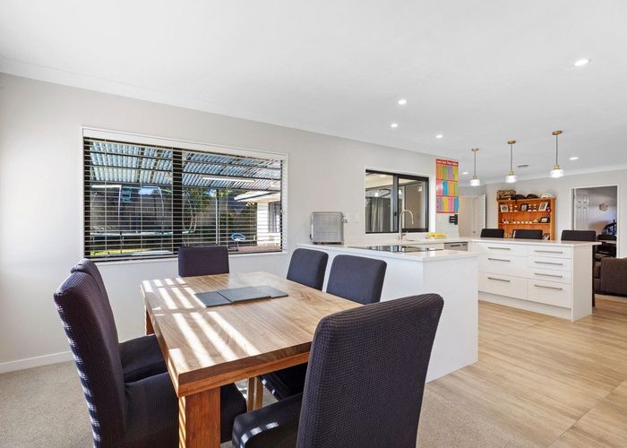  at 39 Donnington Place, Bethlehem, Tauranga, Bay Of Plenty