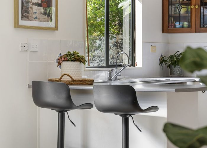  at 1/66 Seaview Road, Glenfield, Auckland