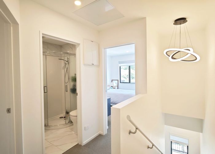  at 14/26 Springvale Drive, Fairview Heights, North Shore City, Auckland