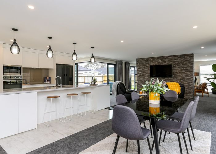  at 3 Tupare Place, Highlands Park, New Plymouth