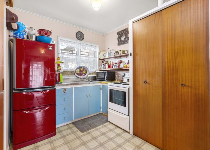  at 12 John Street, Raglan, Raglan