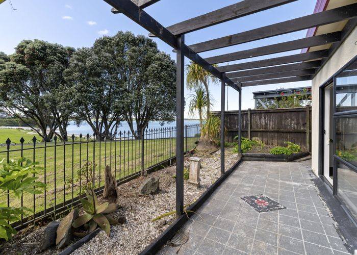  at 1/16 Dalmahoy Place, Wattle Downs, Manukau City, Auckland