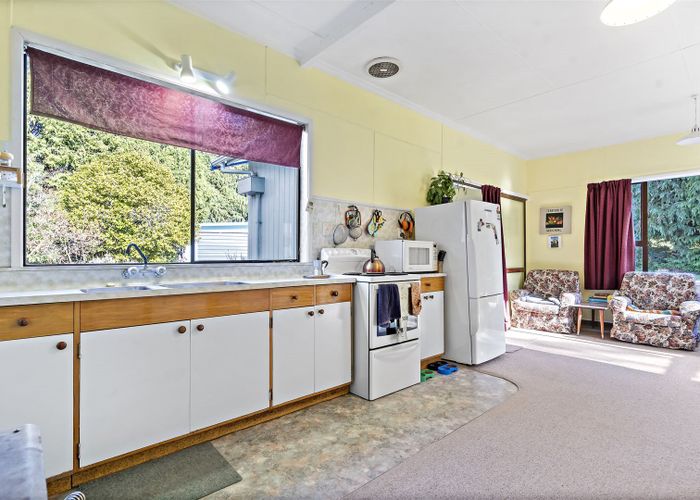  at 13 Mount Munro Road, Mauriceville