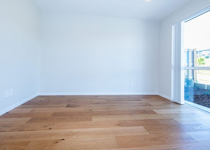  at 8 Kowaitau Avenue, Beachlands, Manukau City, Auckland