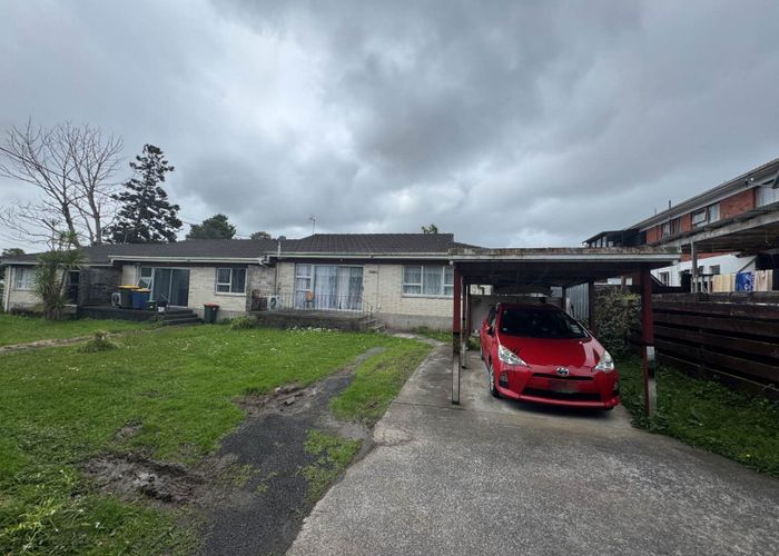  at 1-3/32A McLeod Road, Henderson, Waitakere City, Auckland