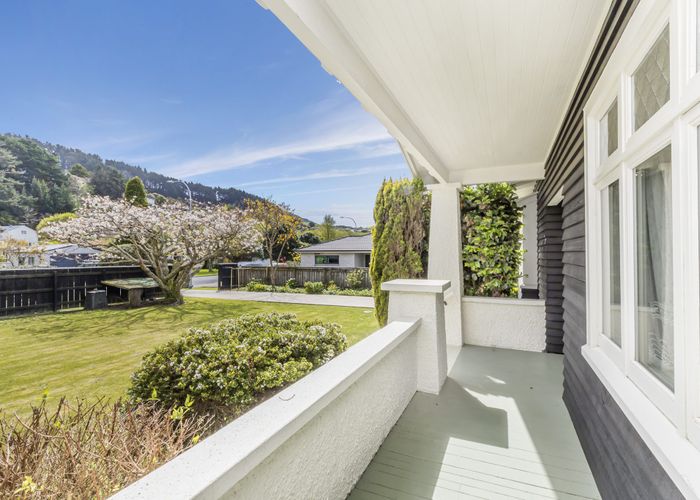  at 20 Nathan Street, Tawa, Wellington