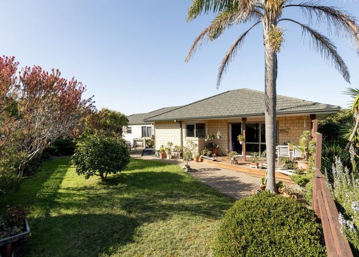  at 14 Ohuirehe Road, Coastlands, Whakatane