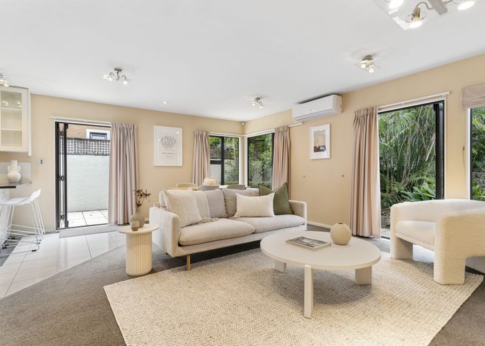  at 15C Burch Street, Mount Albert, Auckland