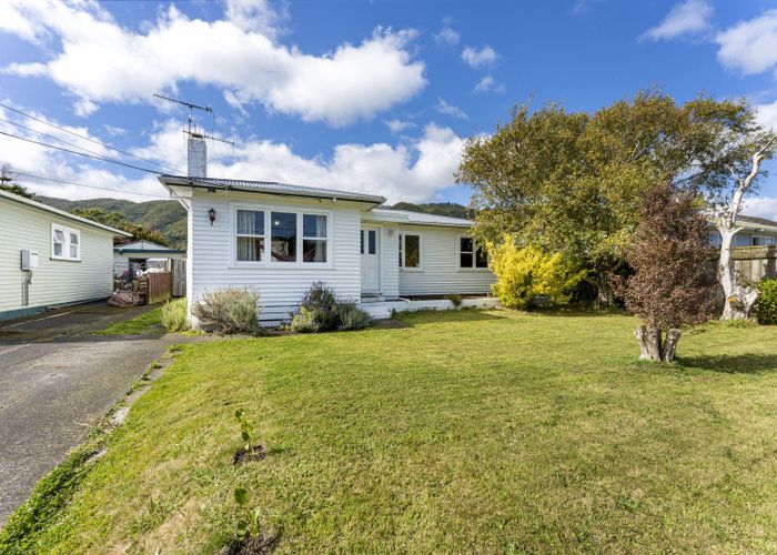  at 96 Frederick Street, Wainuiomata, Lower Hutt